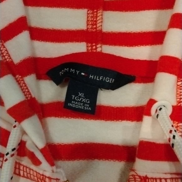 Tommy Hilfiger zip up hoodie size extra large - Picture 3 of 4